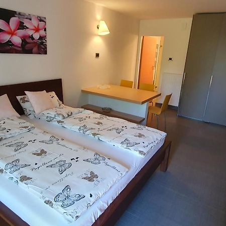Cypress Garden Apartment Порторож Екстериор снимка
