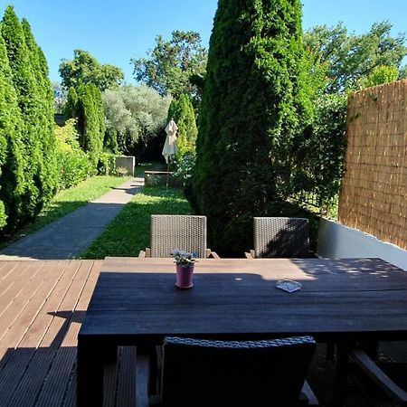 Cypress Garden Apartment Порторож Екстериор снимка
