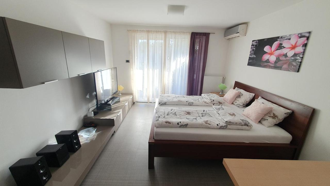 Cypress Garden Apartment Порторож Екстериор снимка